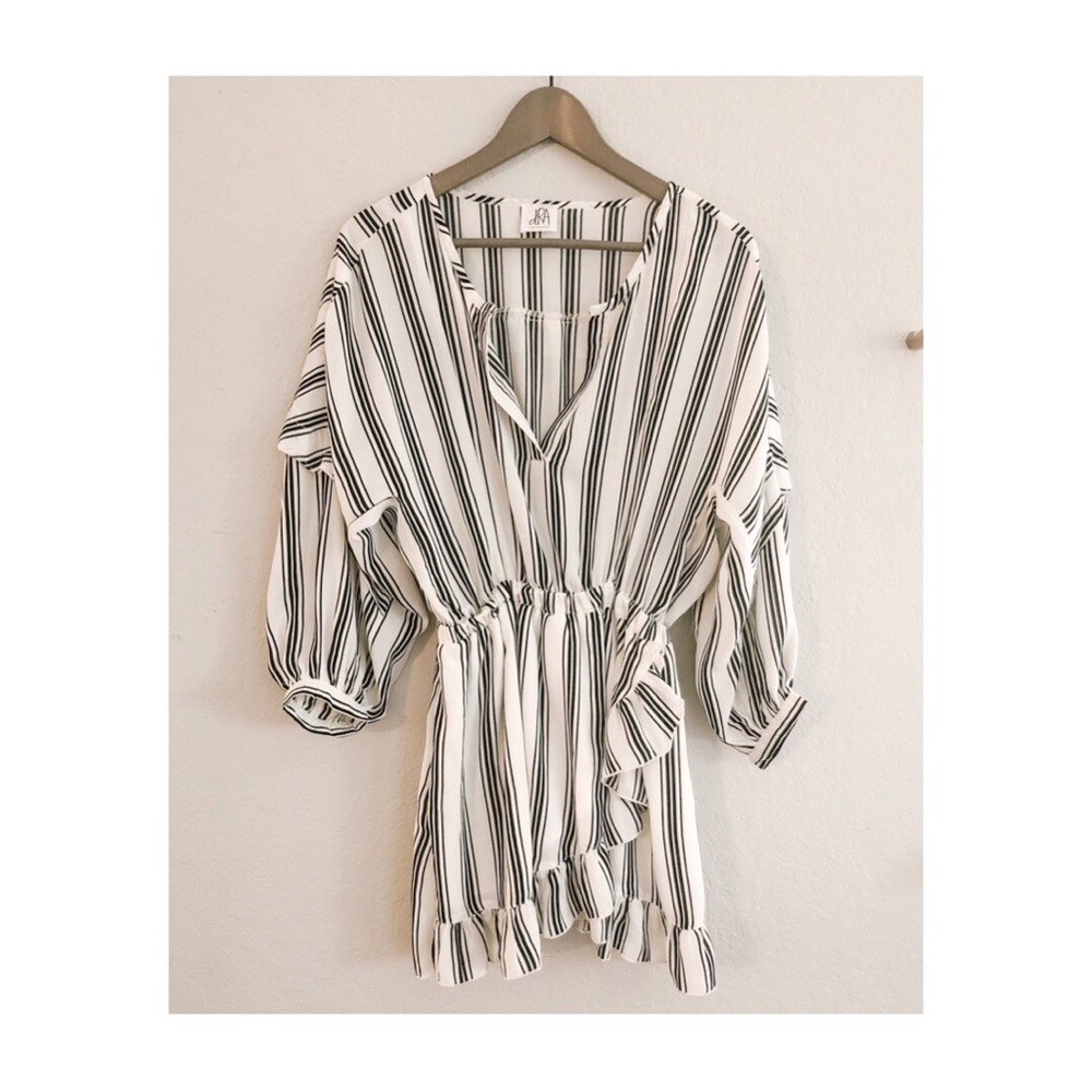 Black and white mini dress